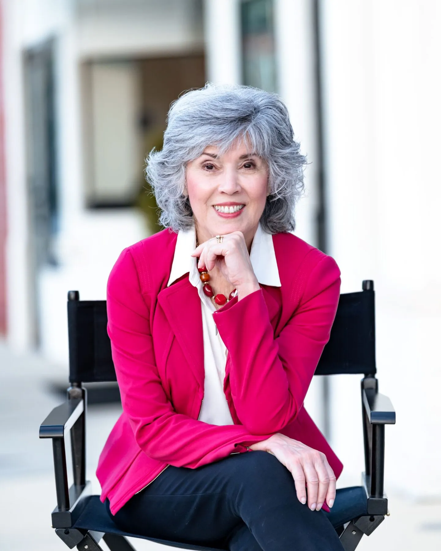Linda Harvey headshot